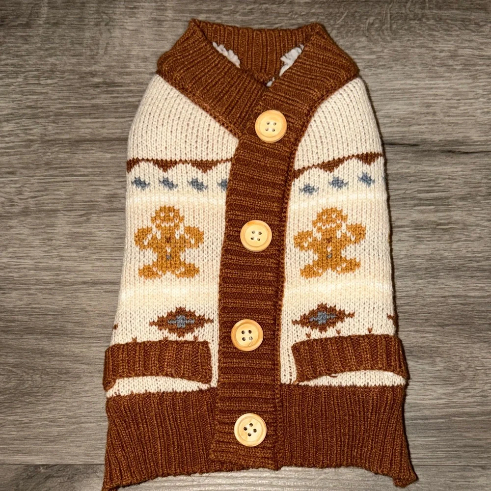 🇺🇸FIRM PRICE🇺🇸Brown and Cream Dog Sweater with Gingerbread Design